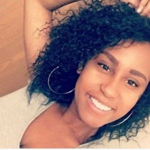 Meet your Posher, Jenny